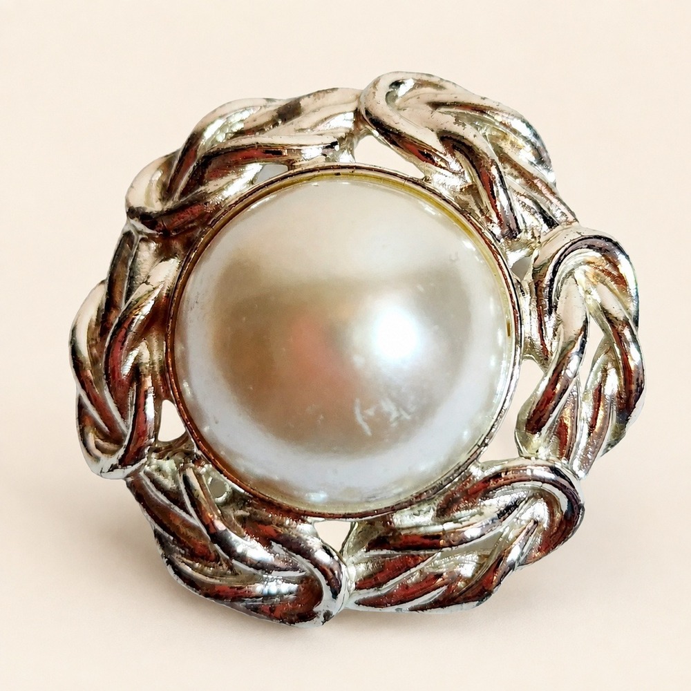 Vintage Anne Klein Brooch Pin Silver Tone Round Swirl Rope‎ Faux Pearl